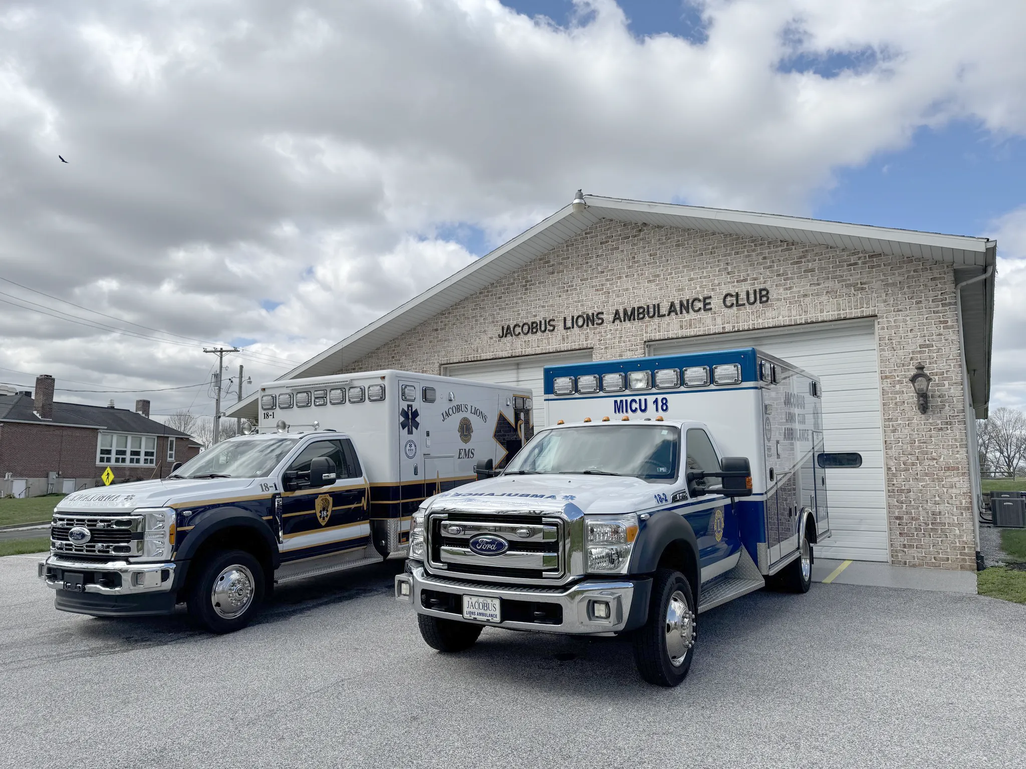 Jacobus Lions Club ambulances parked outside